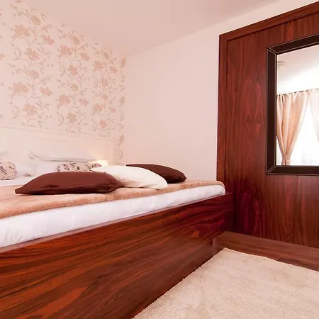 Arsenal 1 Apartament *