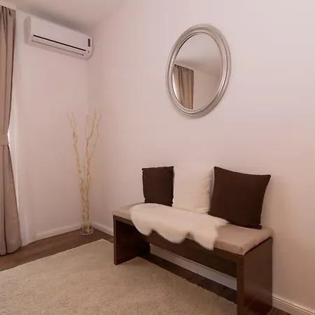 Apartament Arsenal 1